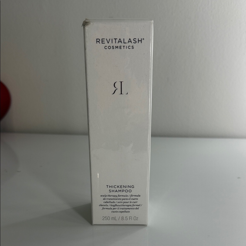 RevitaLash Thickening Shampoo - White